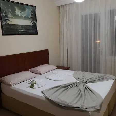 Mandarin Beach Hotel